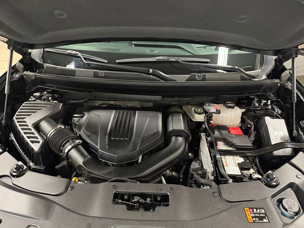 Certified 2025 GMC Acadia Denali w/ Super Cruise Package AWD/4WD image 47