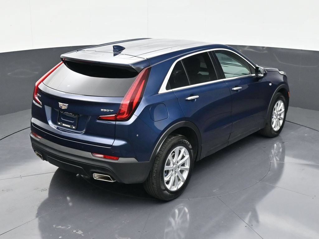 Certified 2021 Cadillac XT4 Luxury w/ Driver Awareness Package FWD image 16