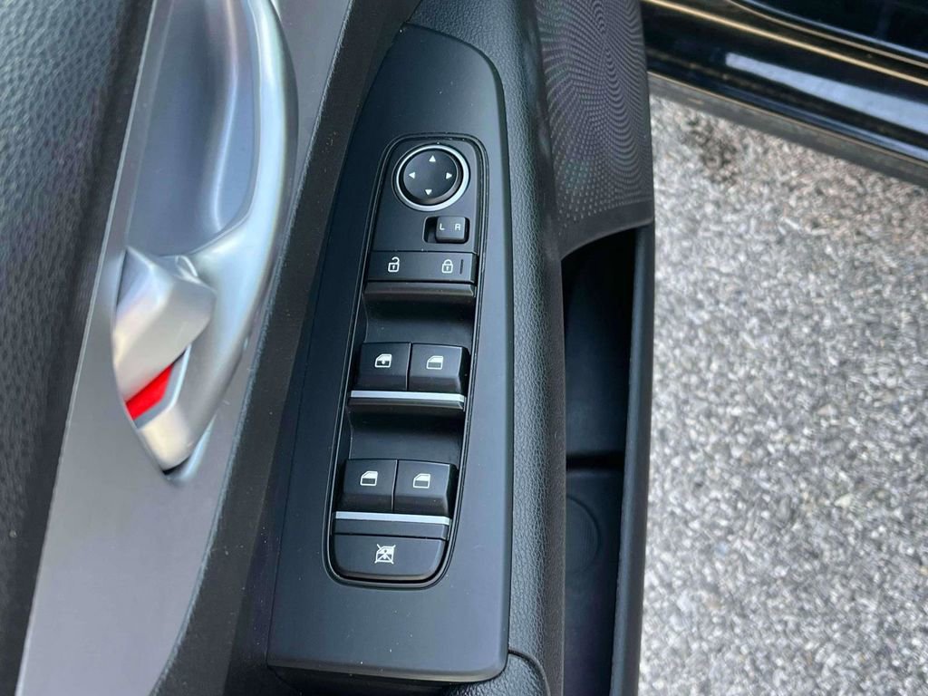 Used 2023 Kia Forte LXS w/ LXS Technology Package image 12