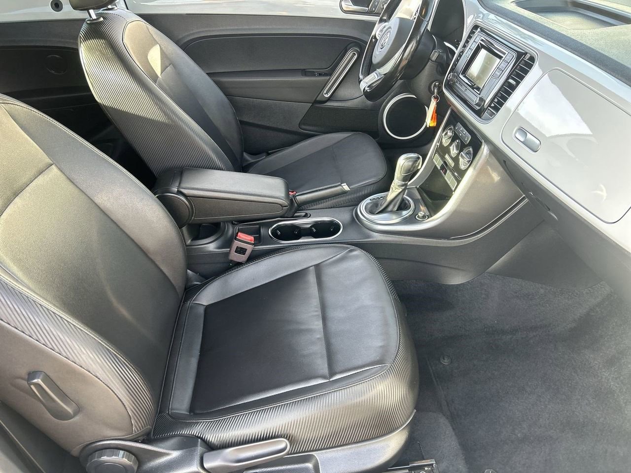 Used 2017 Volkswagen Beetle 1.8T FWD image 9