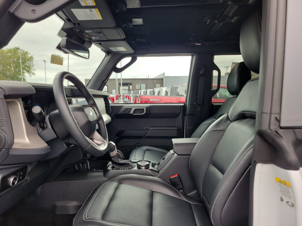 New 2026 Ford Bronco Outer Banks w/ Sasquatch Package AWD/4WD image 18