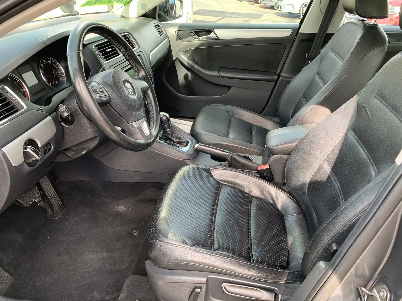 Used 2013 Volkswagen Jetta SE FWD image 7