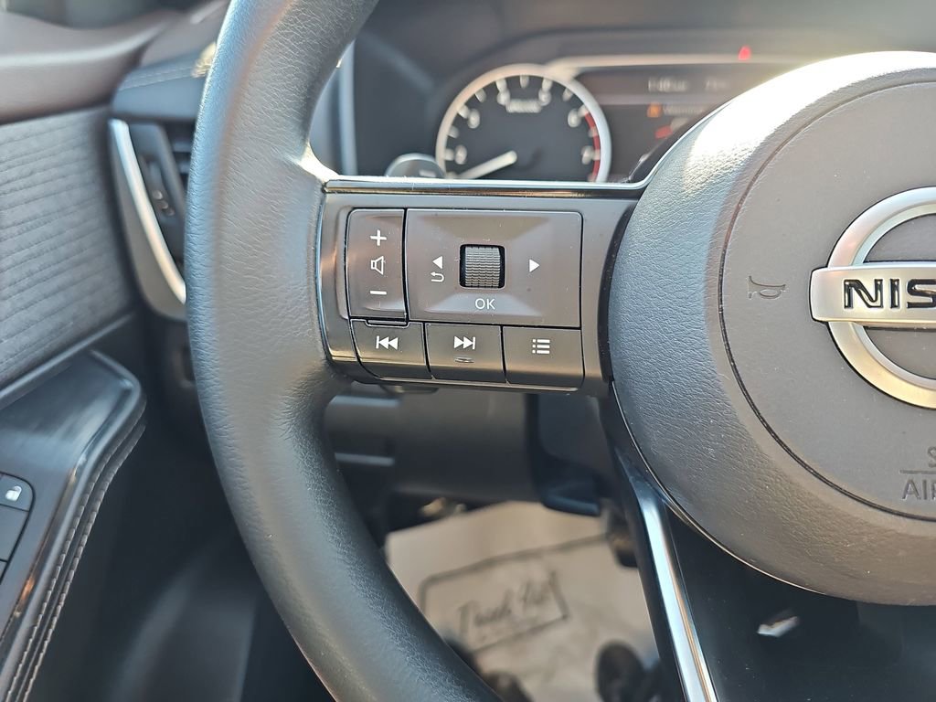 Used 2021 Nissan Rogue S image 20