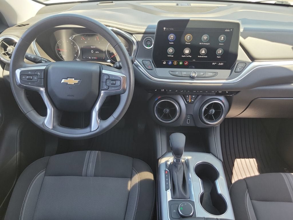 Used 2024 Chevrolet Blazer LT FWD image 9