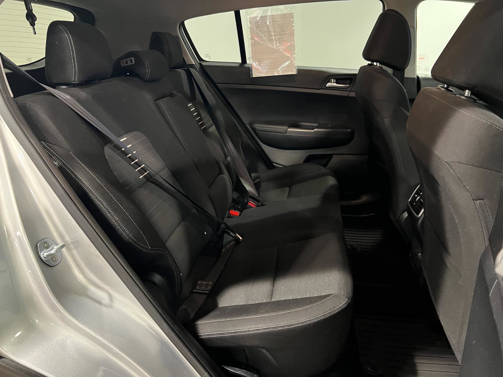 Used 2017 Kia Sportage LX w/ LX Popular Package image 32