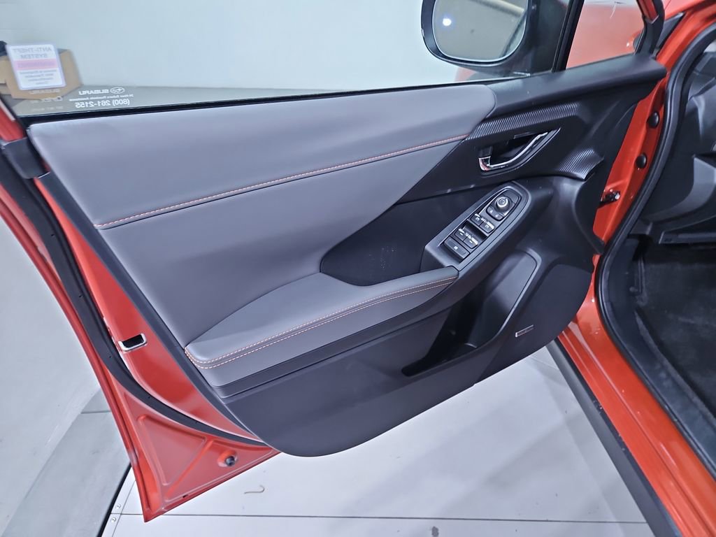 New 2025 Subaru Crosstrek 2.5i Limited w/ Popular Package #4A image 10
