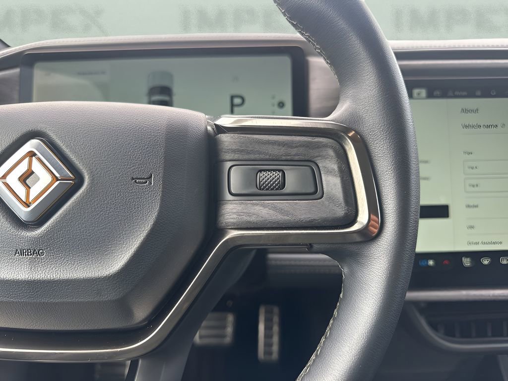 Used 2022 Rivian R1T Launch Edition image 18