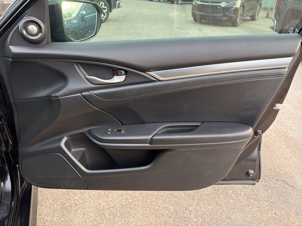 Used 2016 Honda Civic Touring image 29