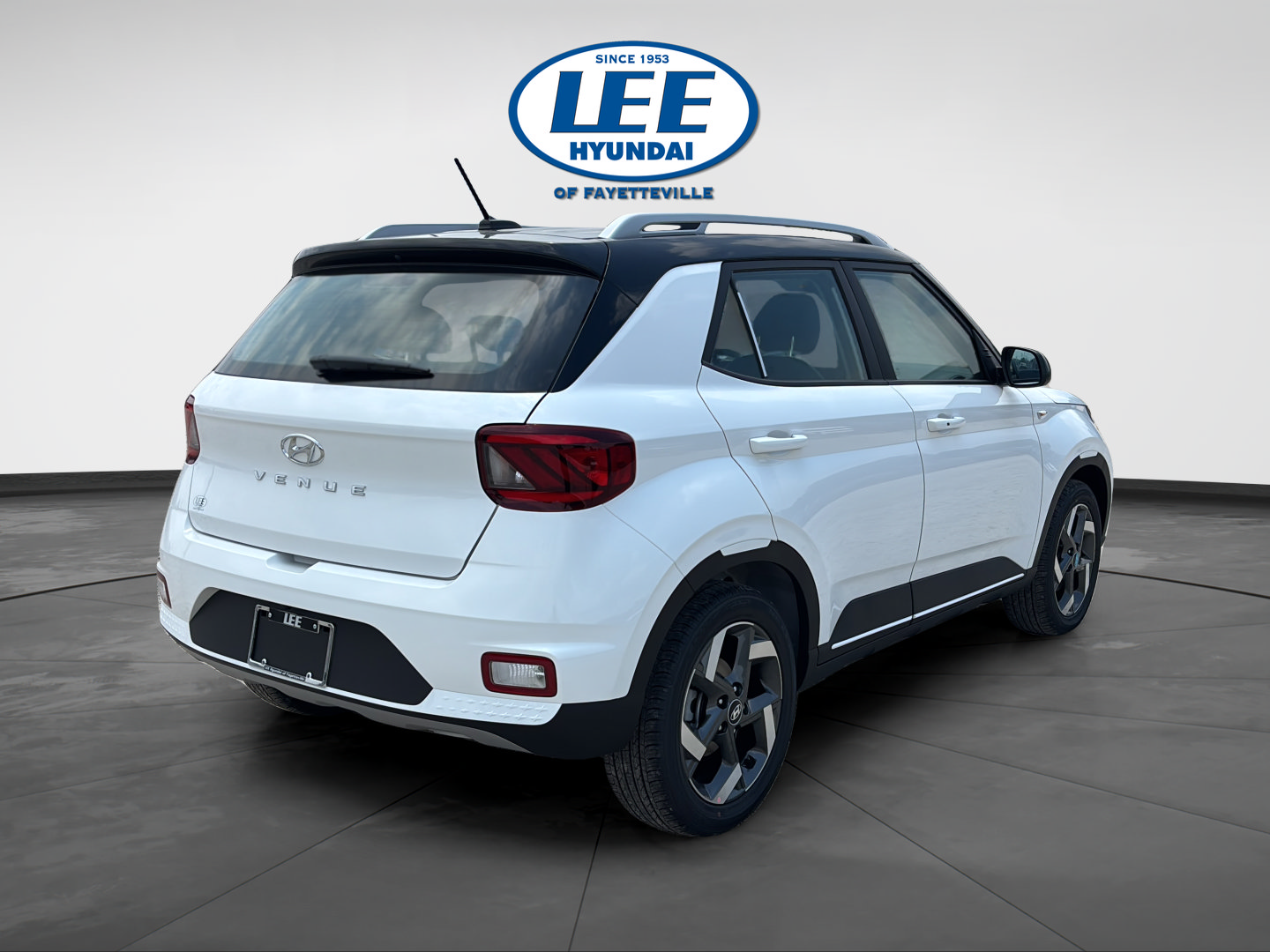 New 2026 Hyundai Venue SEL FWD image 3