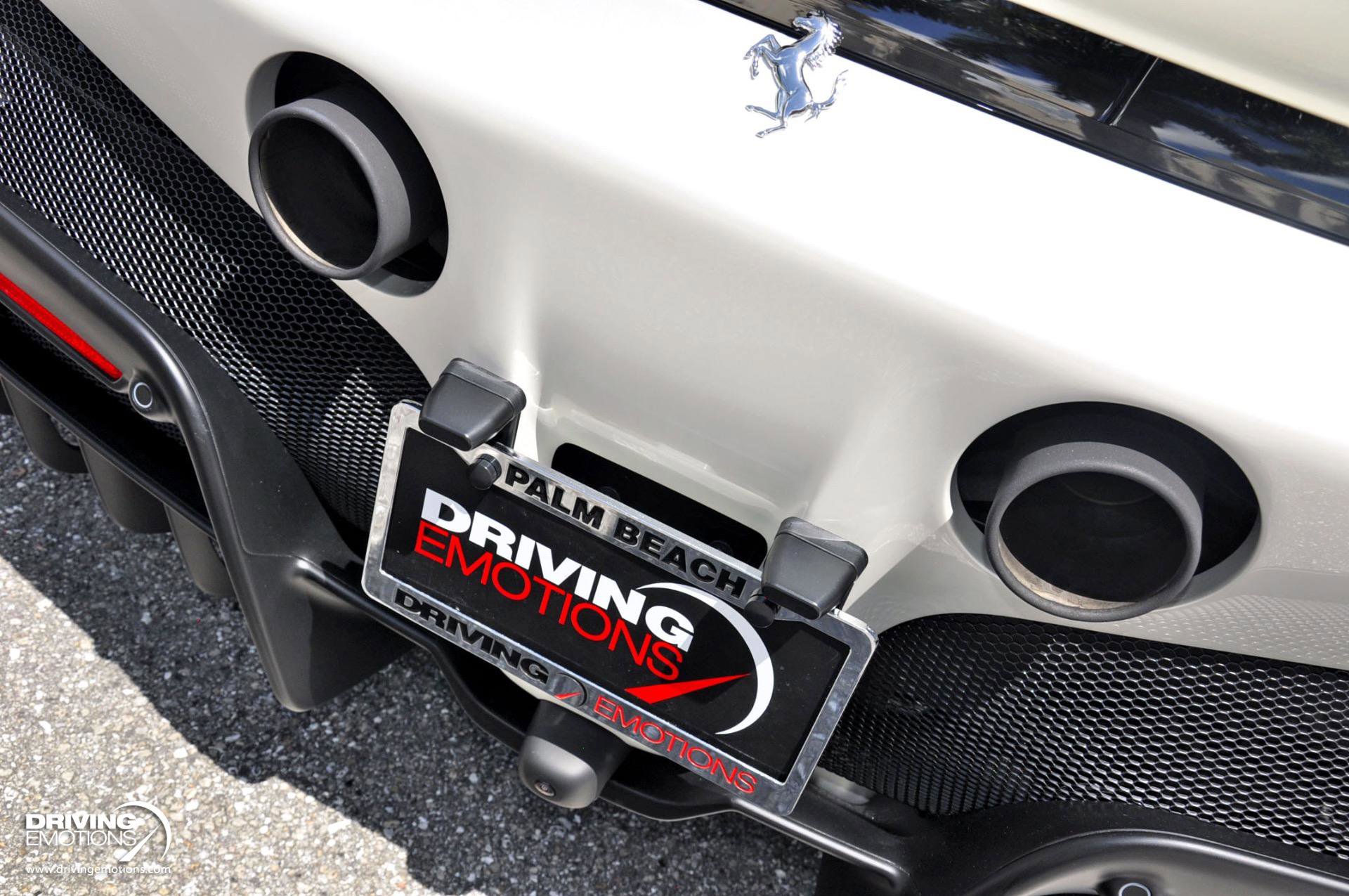 Used 2024 Ferrari SF90 Spider image 25