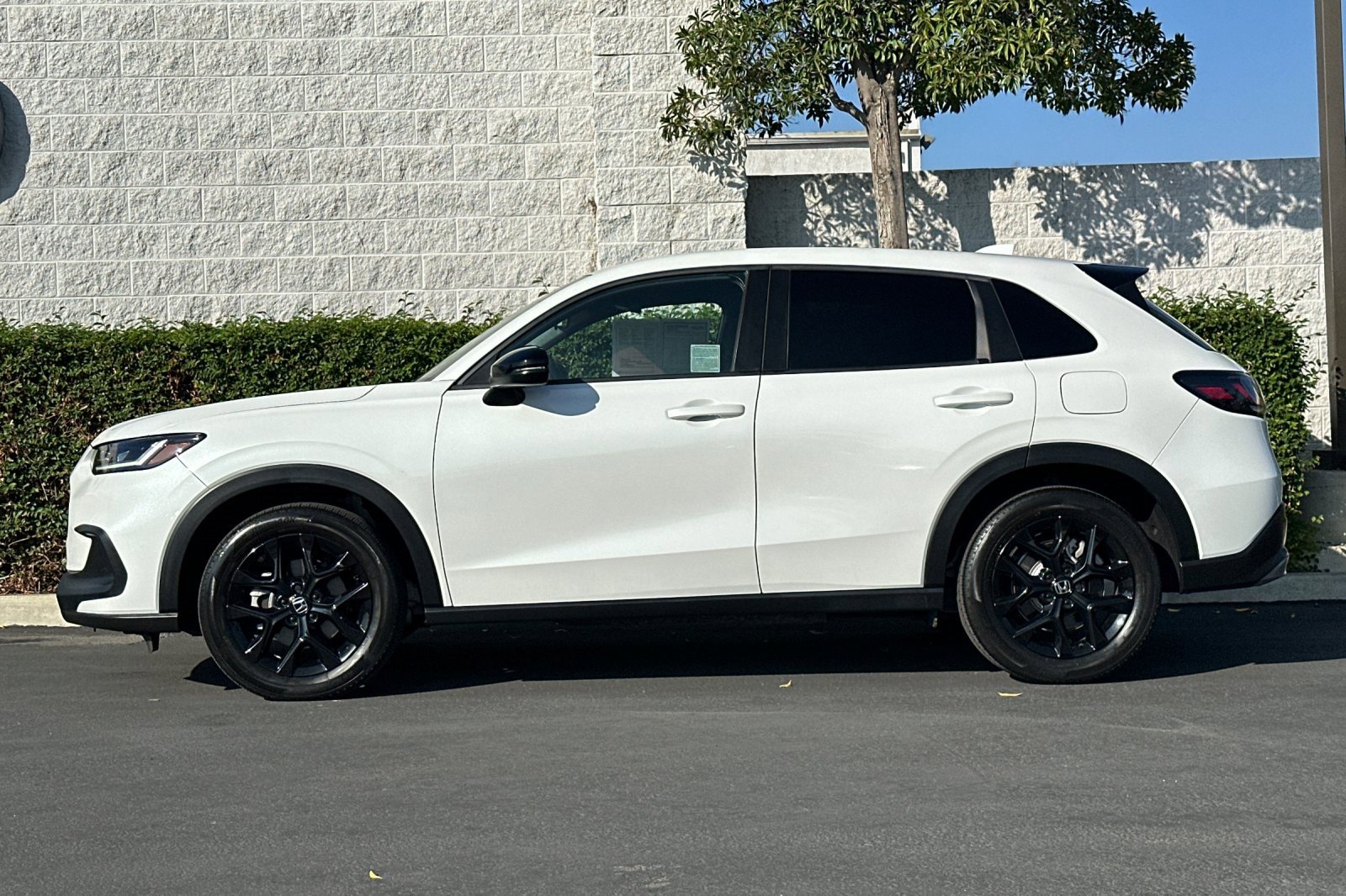 Used 2023 Honda HR-V Sport image 7