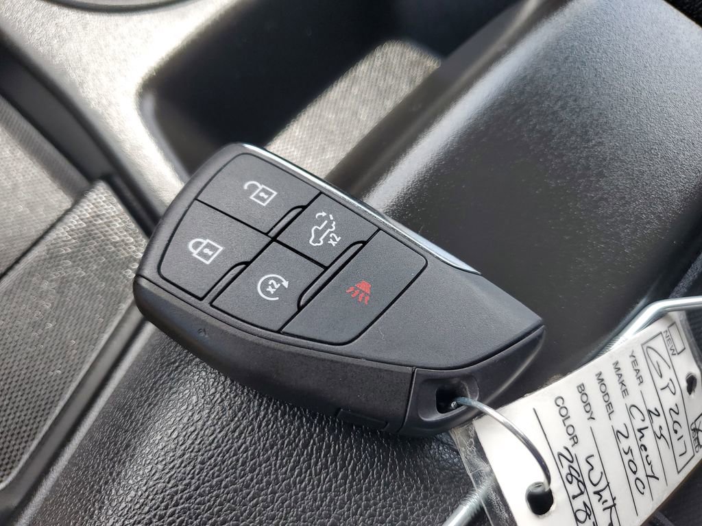 Used 2025 Chevrolet Silverado 2500 LT w/ Convenience Package image 28