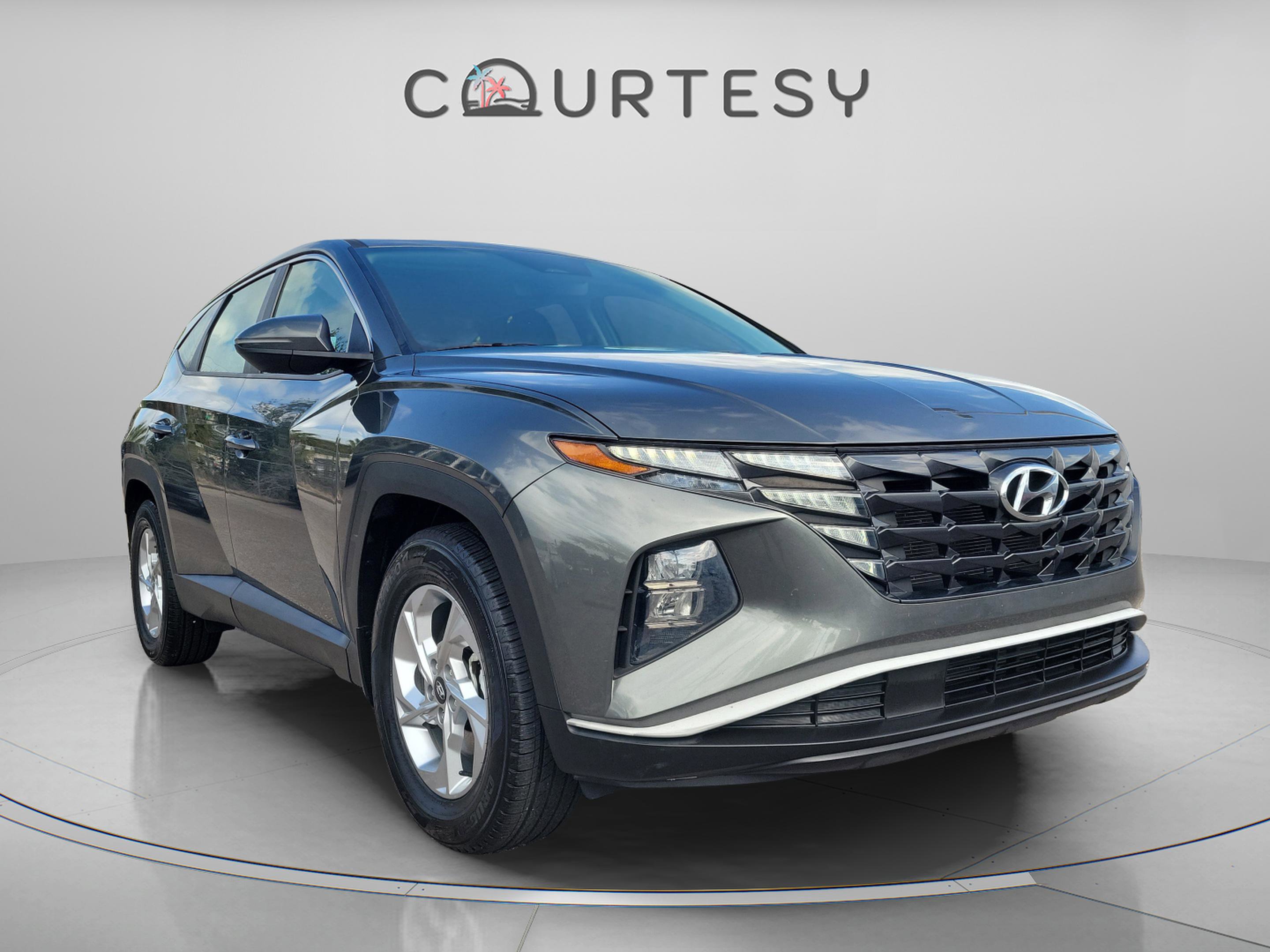 Used 2022 Hyundai Tucson SE w/ Cargo Package image 4