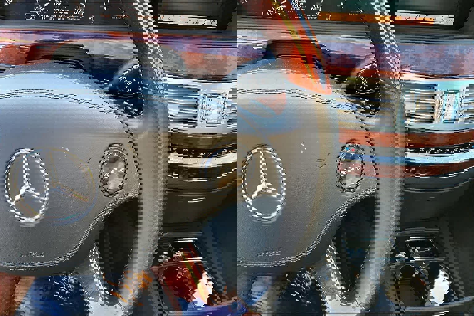 Used 2009 Mercedes-Benz S 550 image 23