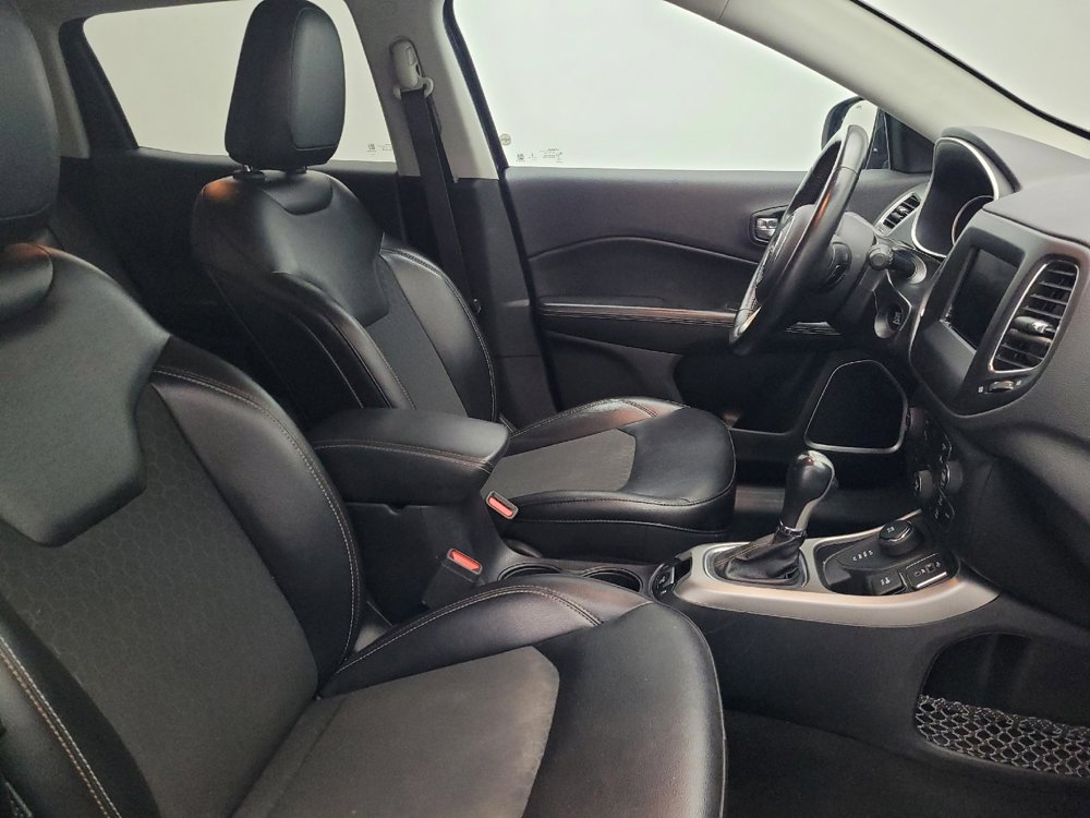 Used 2018 Jeep Compass Latitude w/ Popular Equipment Group image 21