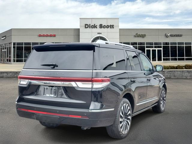 Used 2024 Lincoln Navigator Black Label image 5