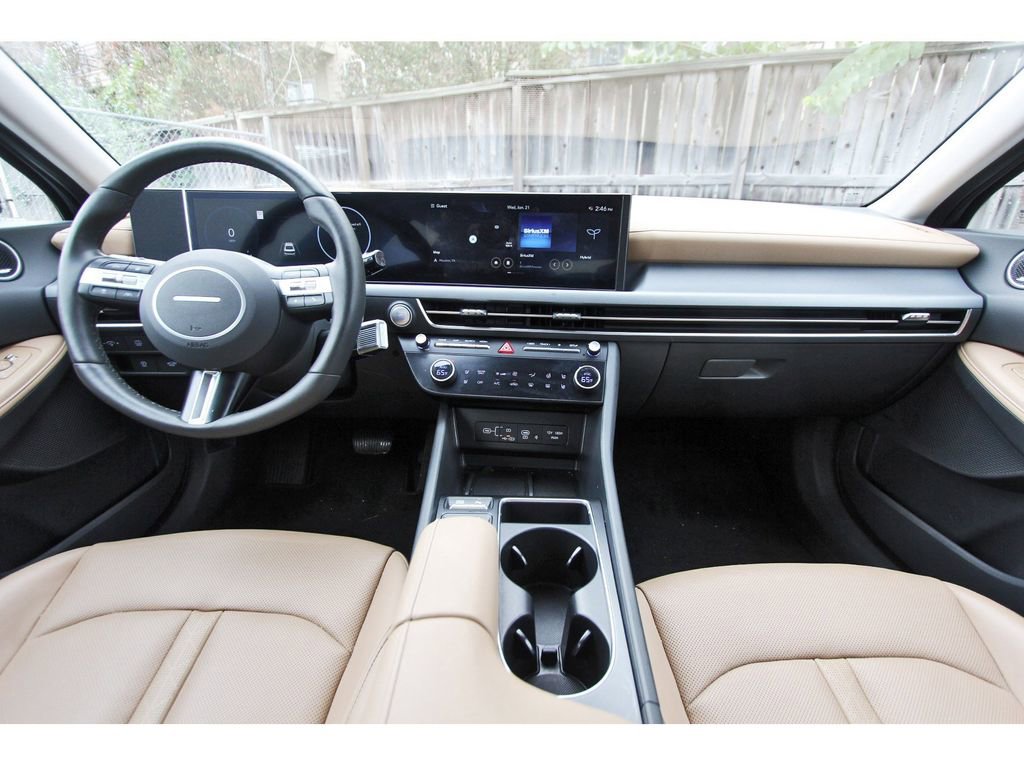 Certified 2025 Hyundai Sonata Limited image 10