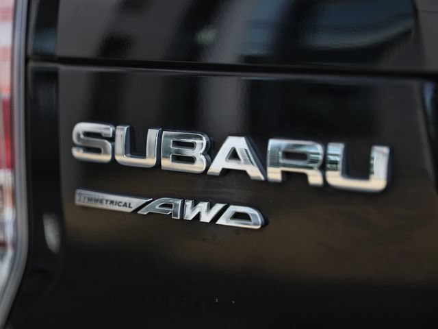 Used 2017 Subaru Forester 2.5i Premium w/ All-Weather Package AWD/4WD image 11
