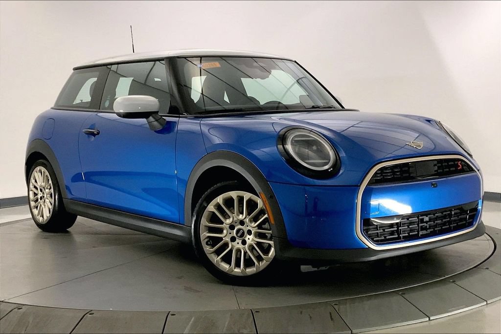 Used 2025 MINI Cooper S FWD image 33