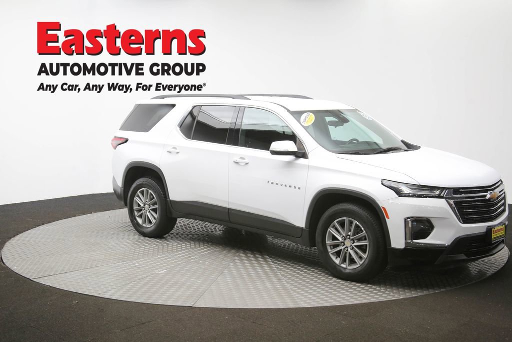 Used 2022 Chevrolet Traverse LT image 51