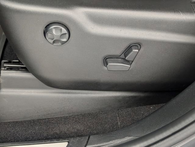 Used 2023 Dodge Durango R/T w/ Blacktop Package AWD/4WD image 13