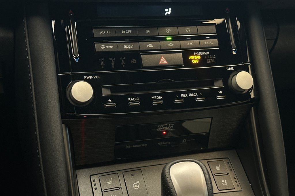 Used 2025 Lexus IS 500 RWD image 20