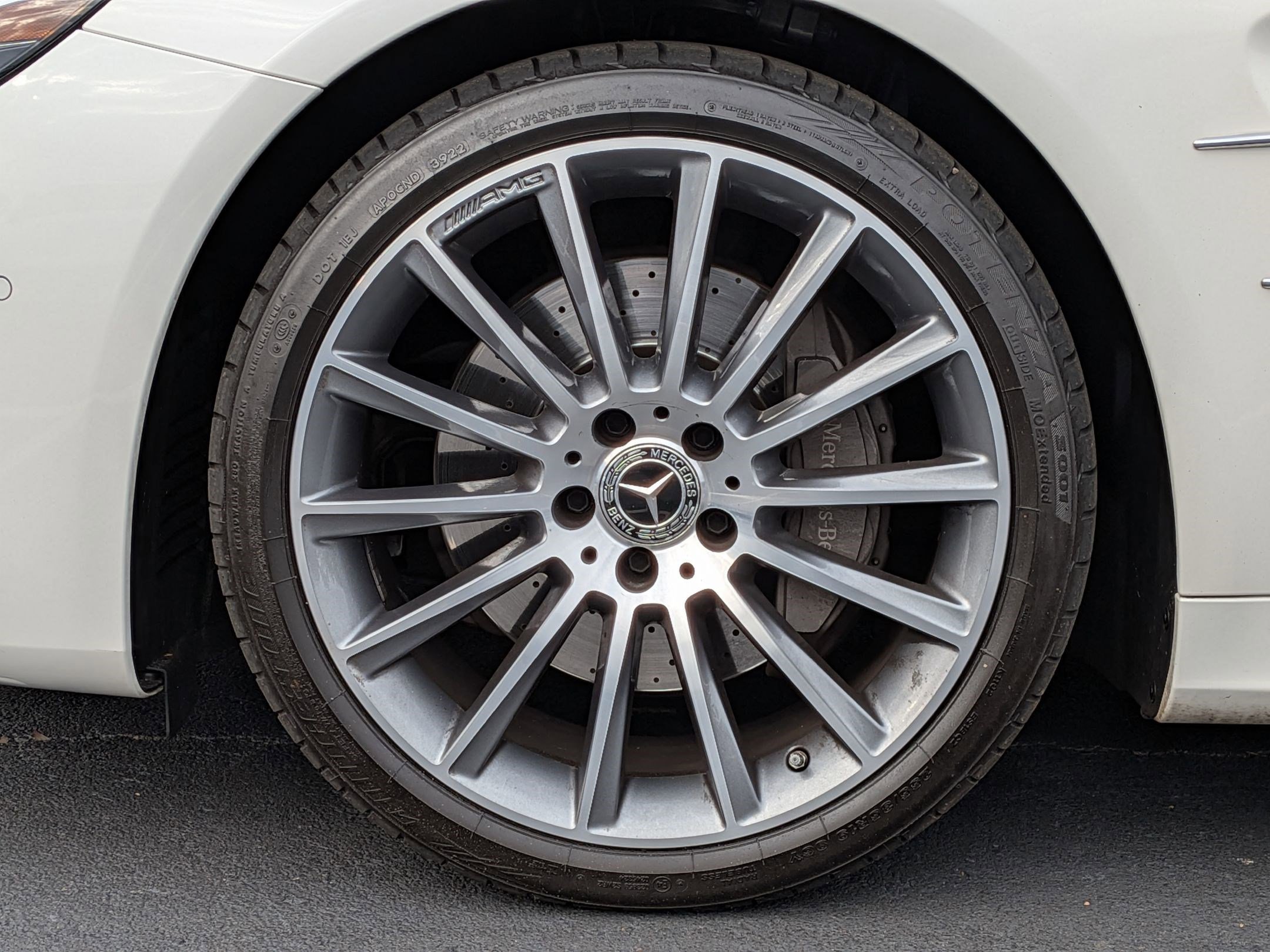 Used 2019 Mercedes-Benz SL 550 image 13