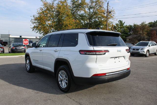 Used 2025 Jeep Grand Cherokee L Laredo AWD/4WD image 39