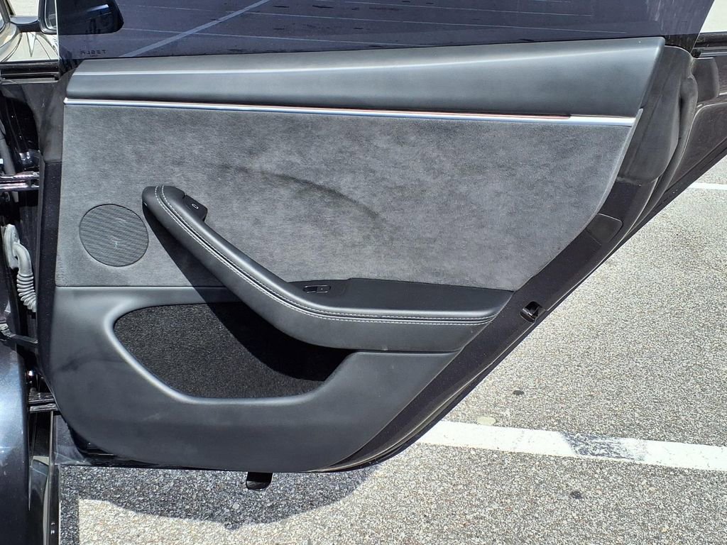 Used 2025 Tesla Model 3 Performance image 15