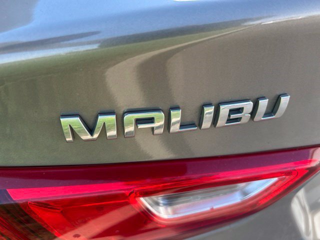 Used 2017 Chevrolet Malibu LT FWD image 51