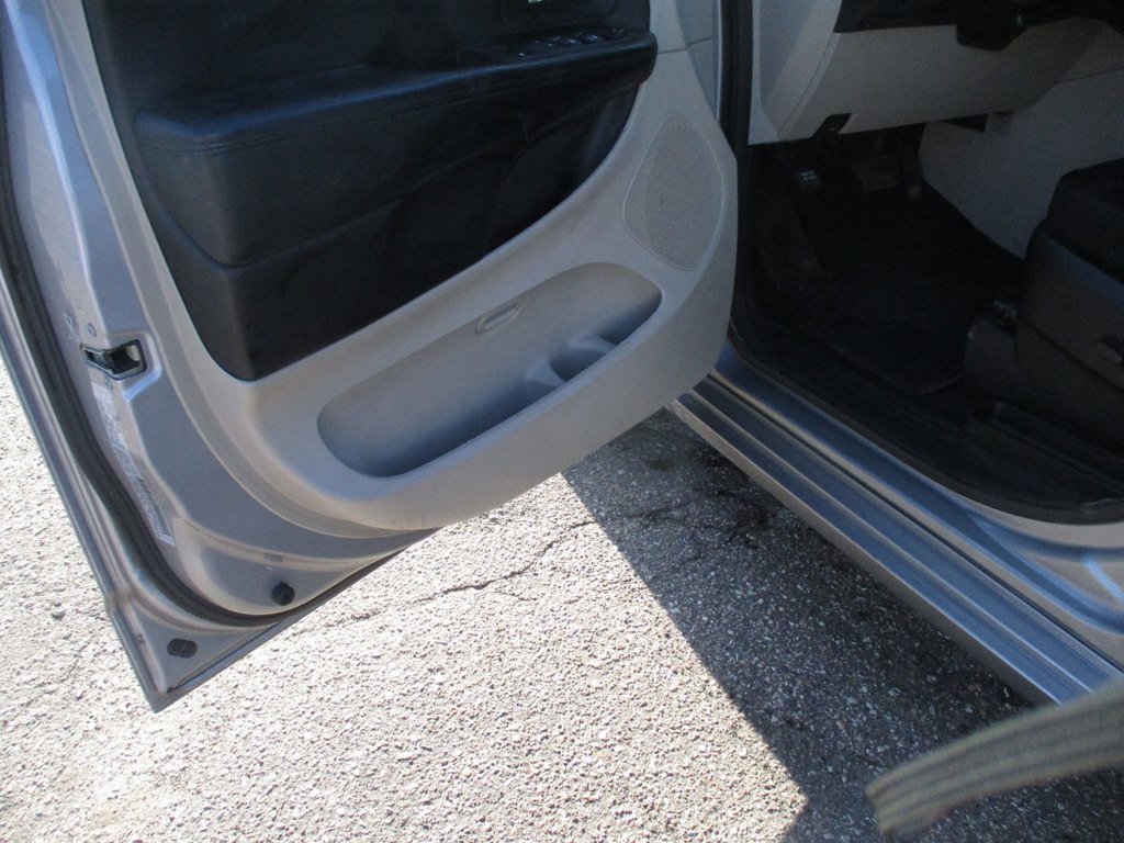 Used 2018 Dodge Grand Caravan SE w/ UConnect Hands-Free Group FWD image 5