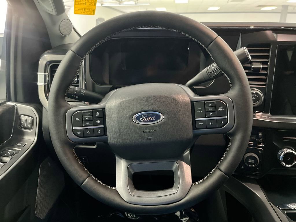 New 2026 Ford F350 4x4 Crew Cab Super Duty image 16