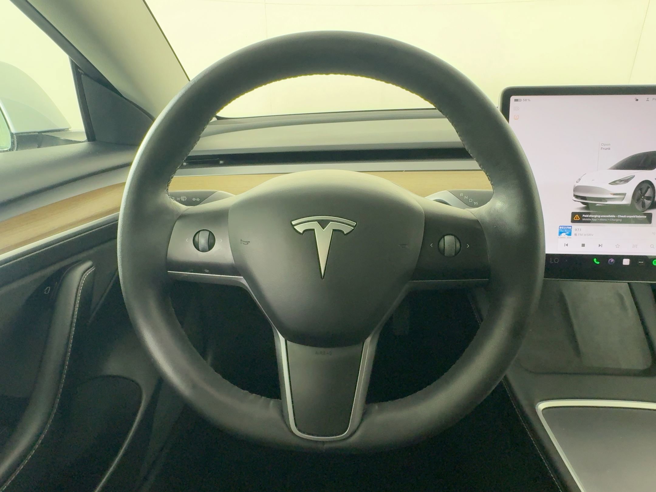 Used 2022 Tesla Model 3 Standard Range image 16