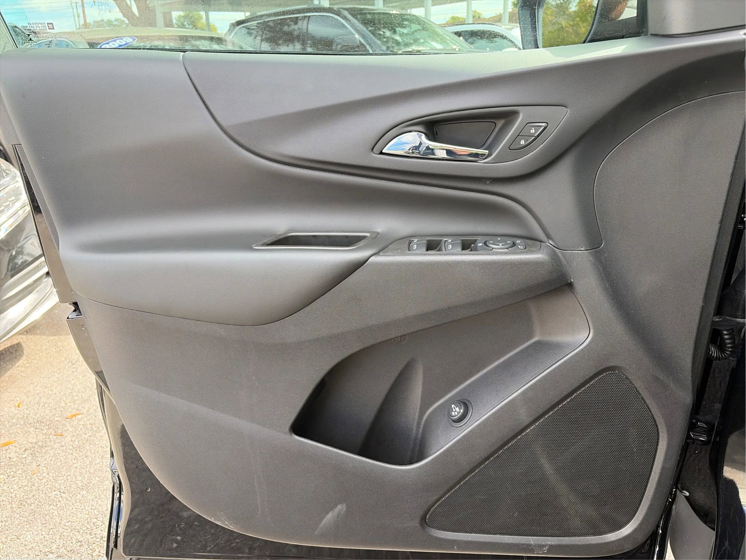 Used 2023 Chevrolet Equinox LT image 21