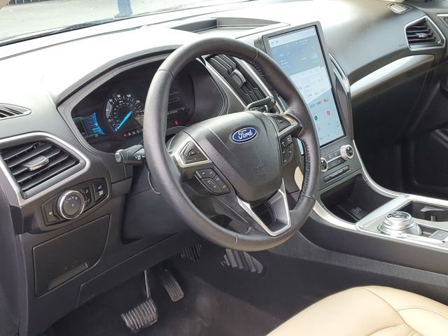 Certified 2024 Ford Edge SEL w/ Convenience Package image 11