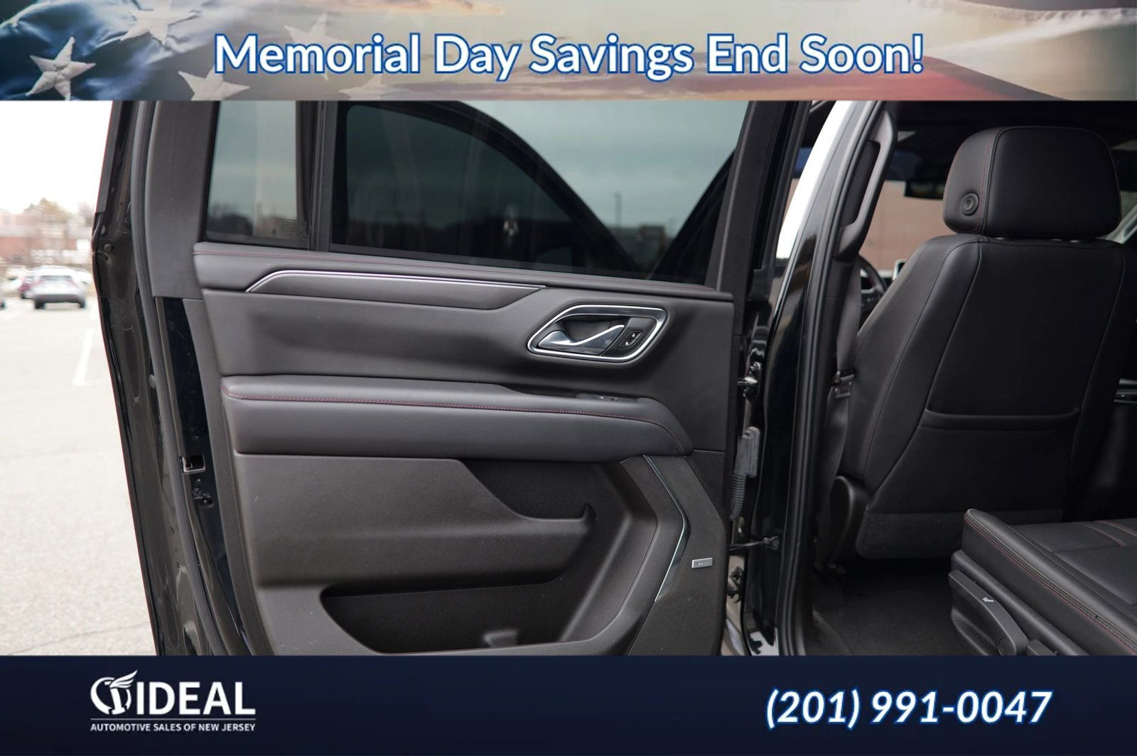 Used 2021 Chevrolet Suburban RST w/ Luxury Package AWD/4WD image 28