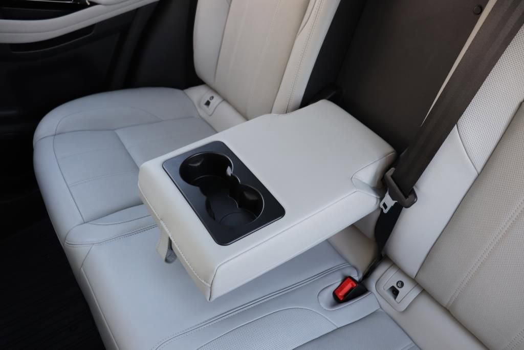 Used 2023 Land Rover Range Rover Evoque S image 64