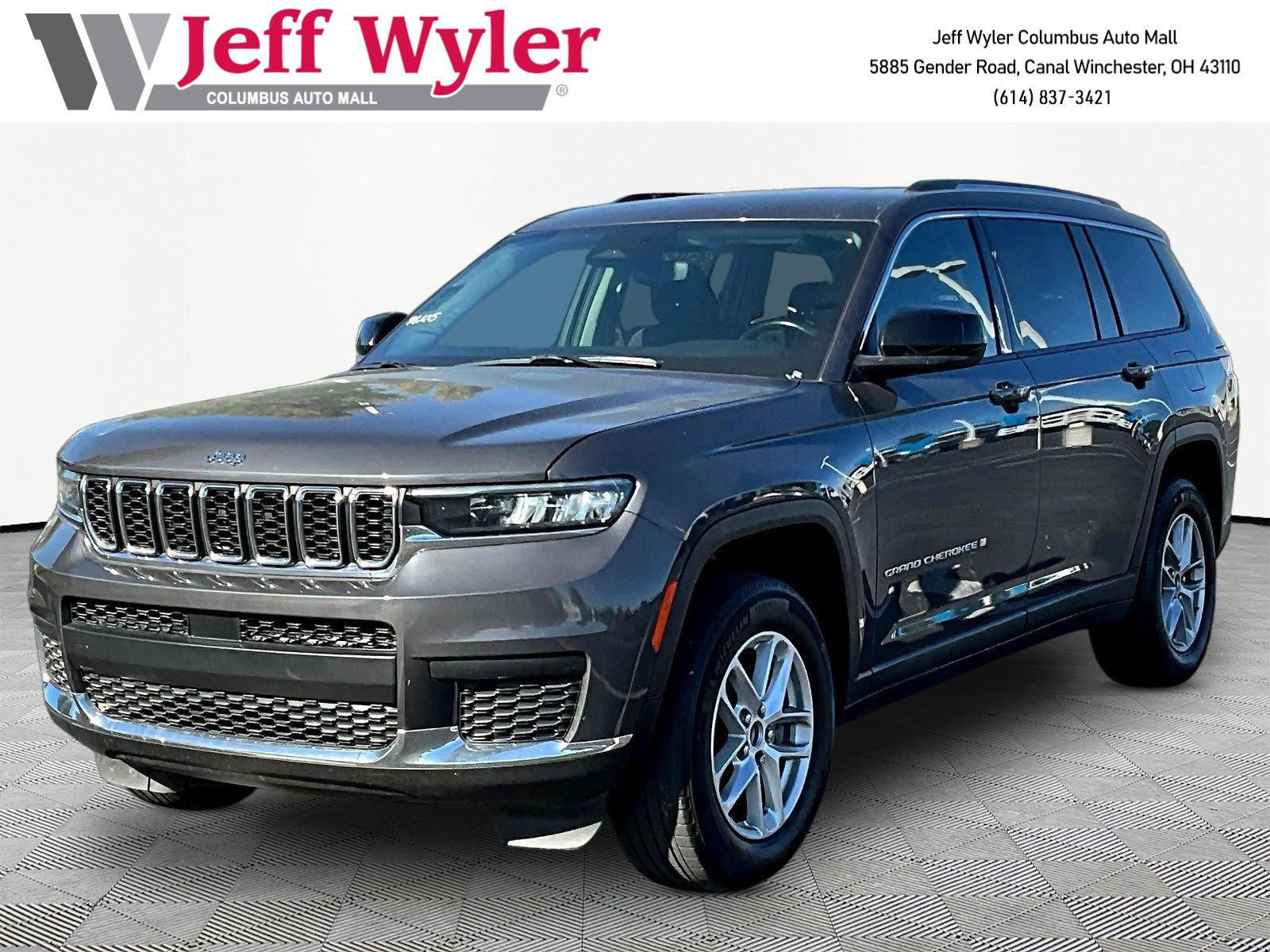 Used 2021 Jeep Grand Cherokee L Laredo w/ Luxury Tech Group I AWD/4WD image 1