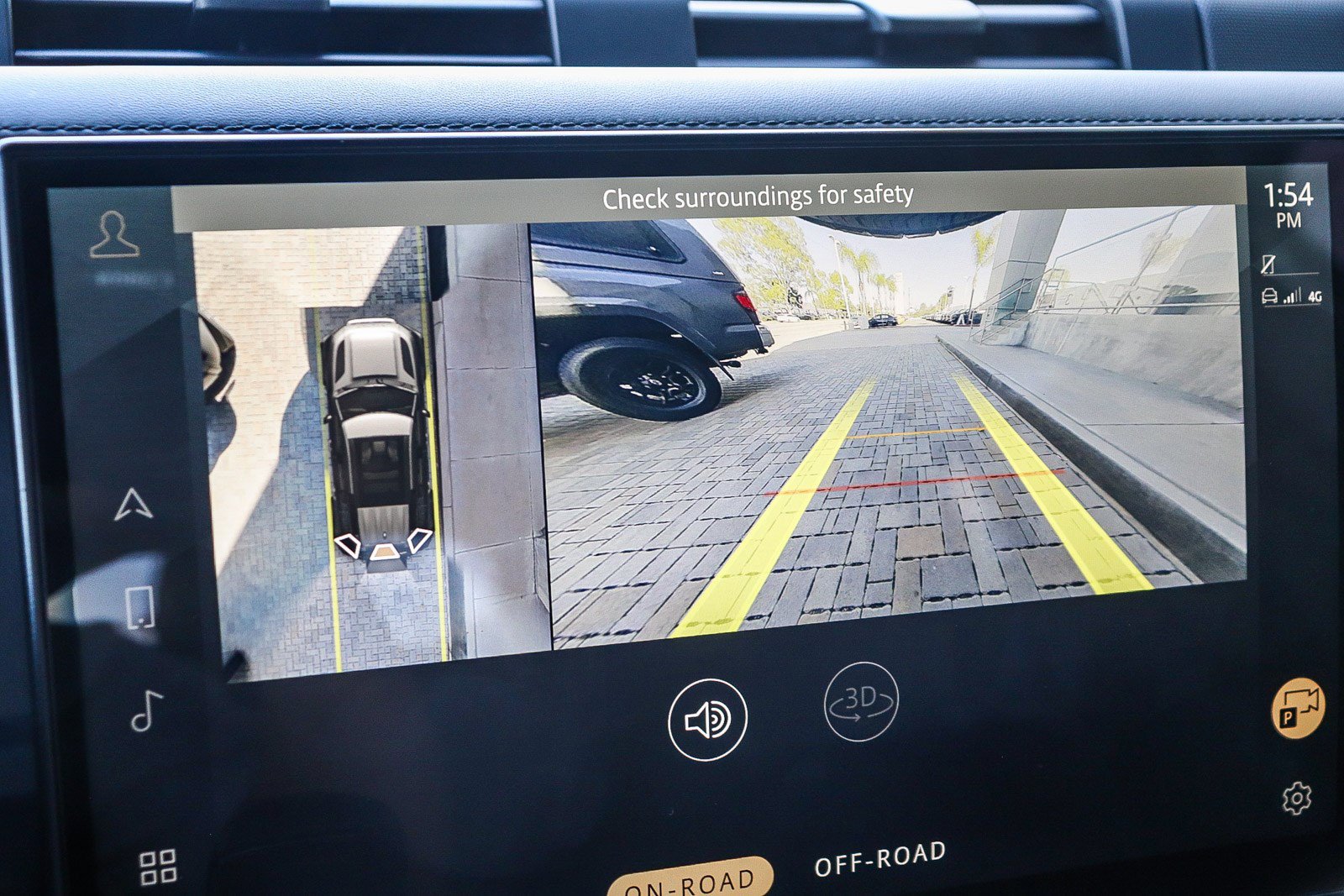 Used 2023 Land Rover Defender 110 X image 28