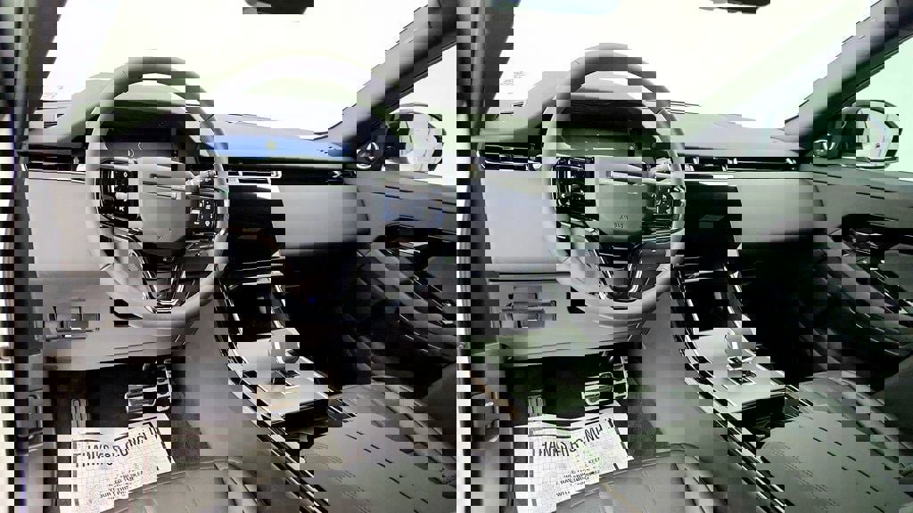 Used 2024 Land Rover Range Rover Evoque Dynamic SE image 13