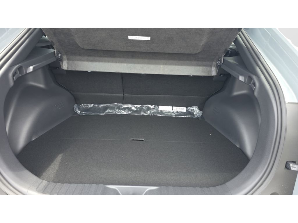 New 2026 Toyota C-HR AWD/4WD image 9