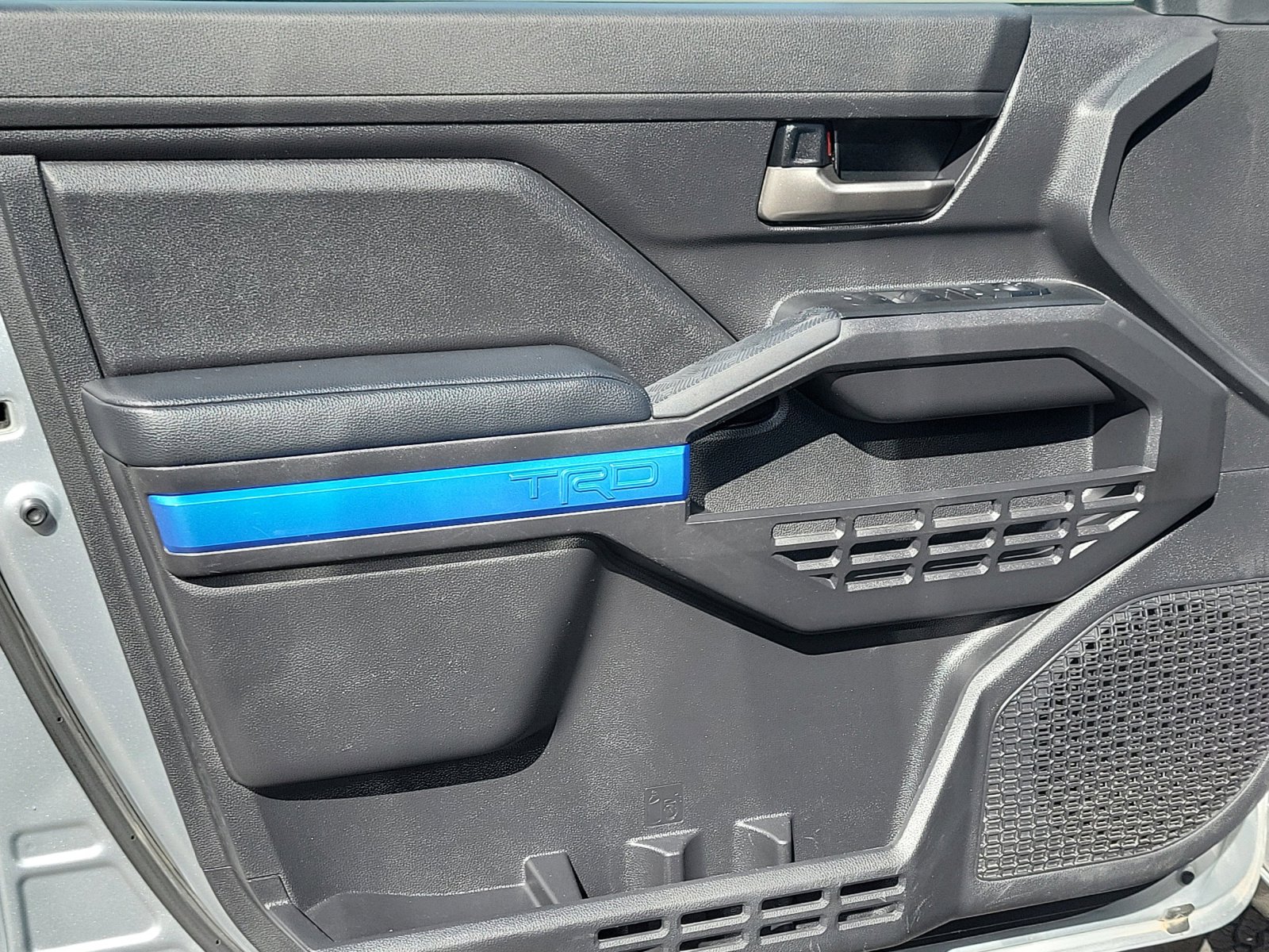 Used 2024 Toyota Tacoma TRD Off-Road image 20