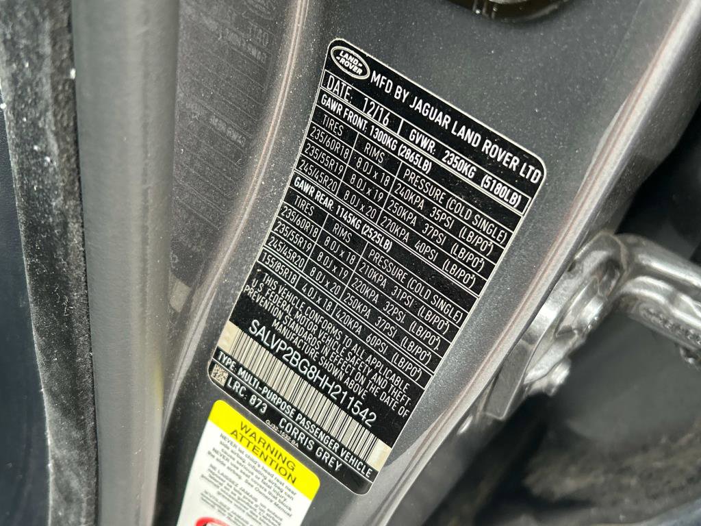 Used 2017 Land Rover Range Rover Evoque SE Premium image 11