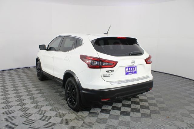 Used 2020 Nissan Rogue Sport S image 21