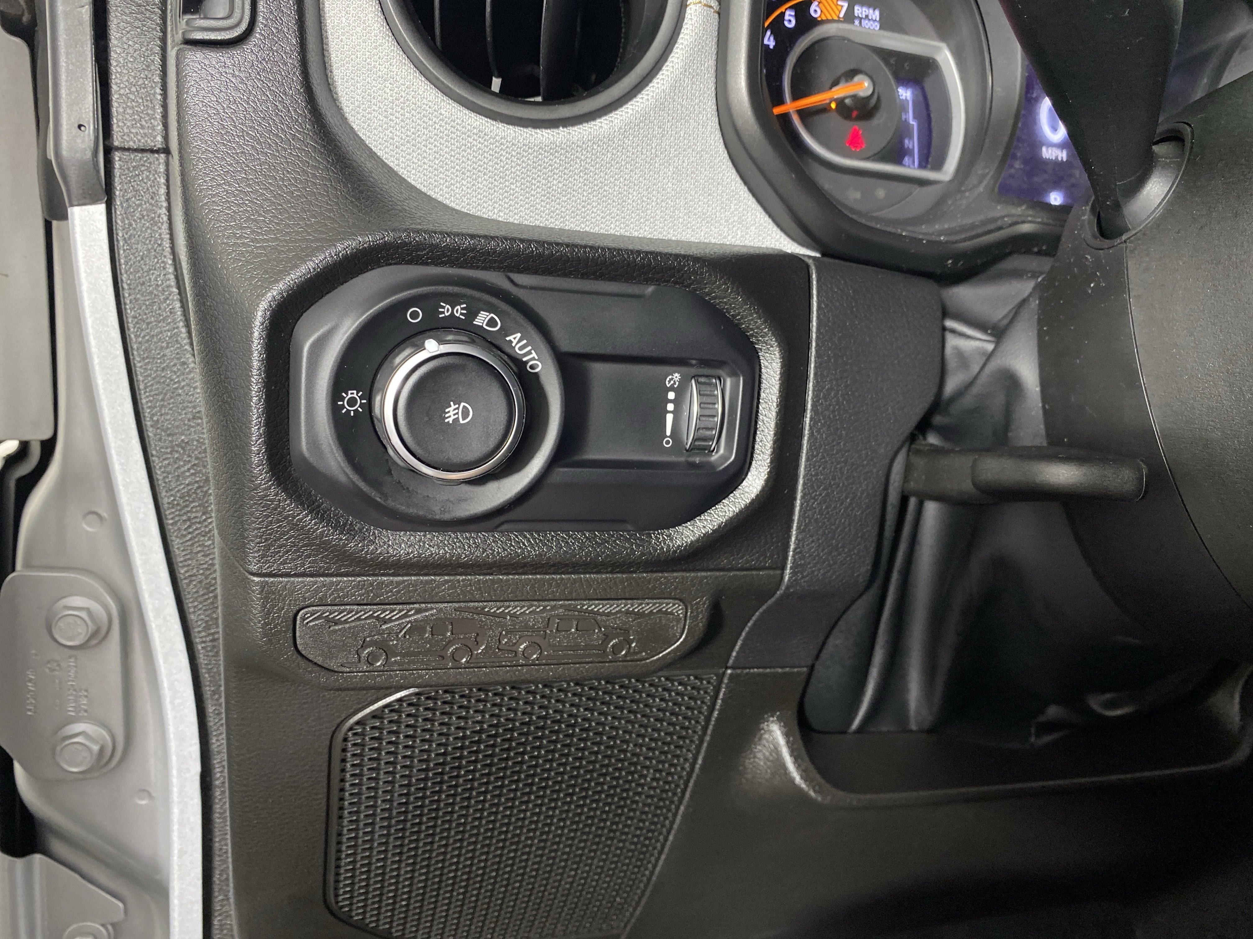 Used 2024 Jeep Wrangler Unlimited Sport AWD/4WD image 34