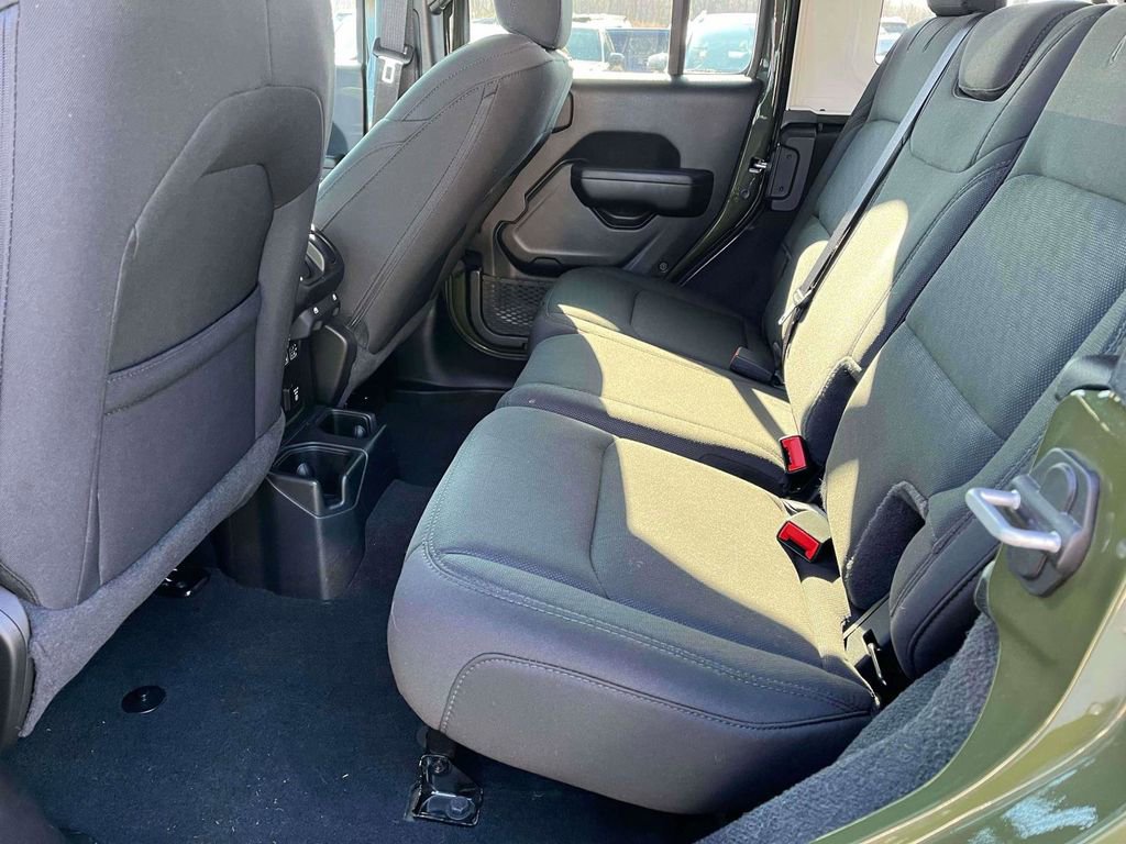 Used 2021 Jeep Wrangler Unlimited Sport image 6