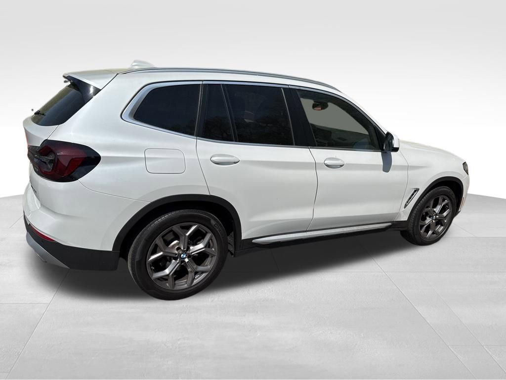 Used 2022 BMW X3 xDrive30i AWD/4WD image 4