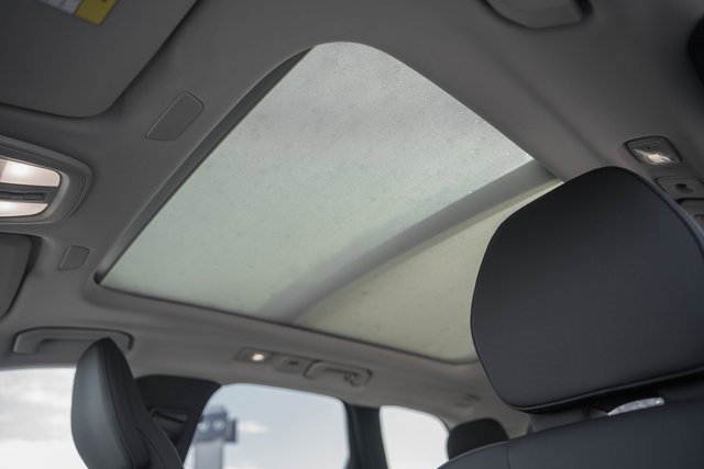 New 2026 Volvo XC60 B5 Plus w/ Protection Package Premier image 31