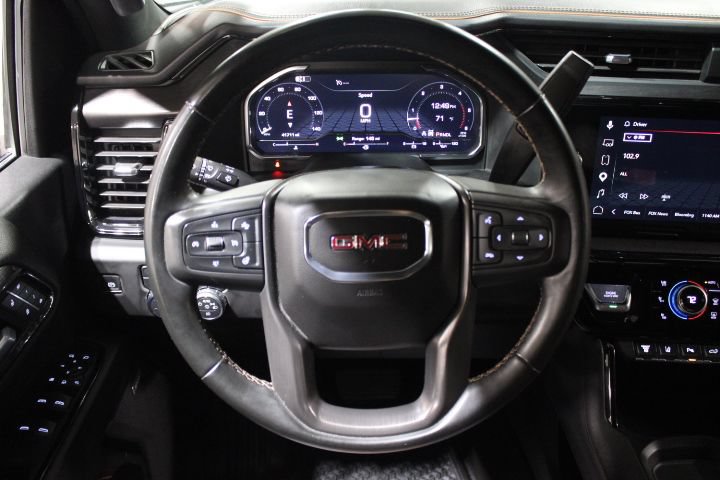 Used 2025 GMC Sierra 2500 AT4 AWD/4WD image 36