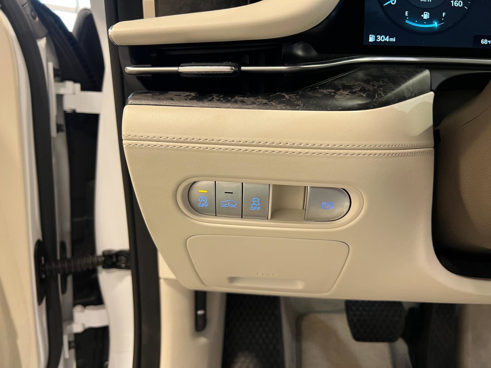 Used 2023 Genesis G90 3.5T image 15